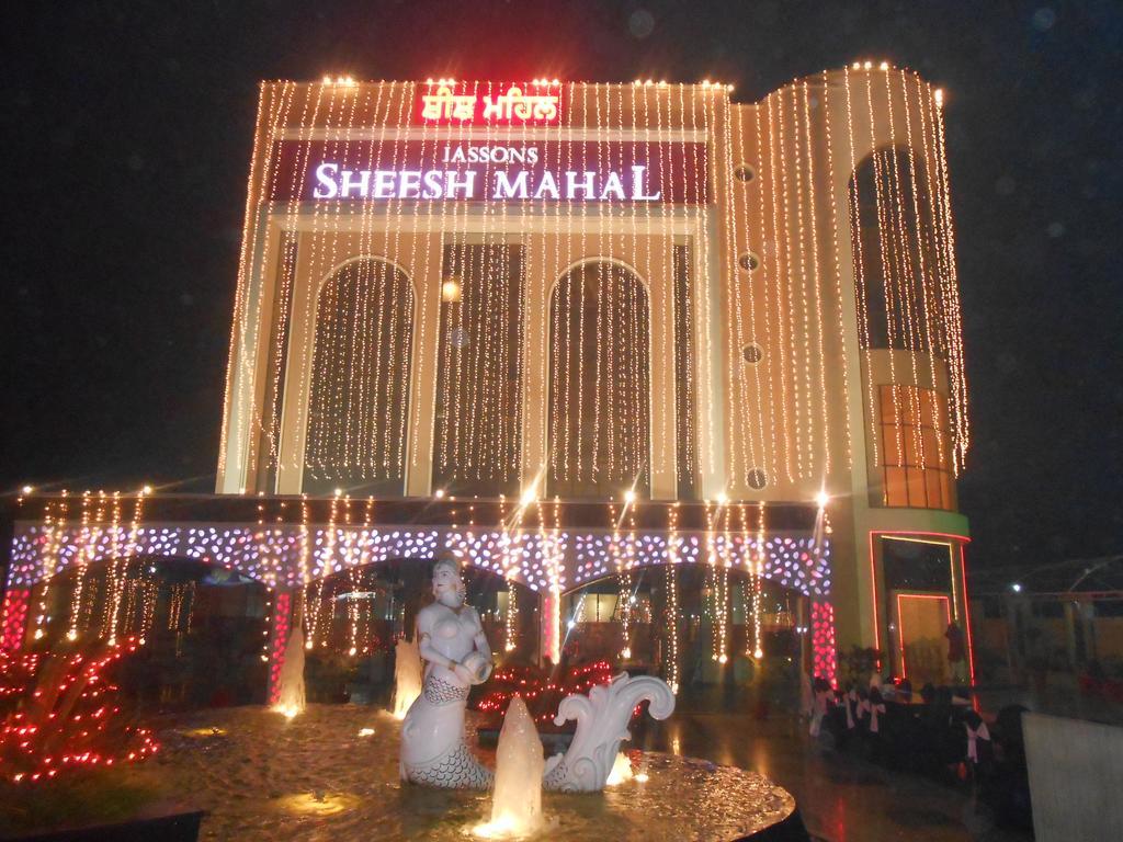 מלון Murthal Jassons Sheesh Mahal מראה חיצוני תמונה